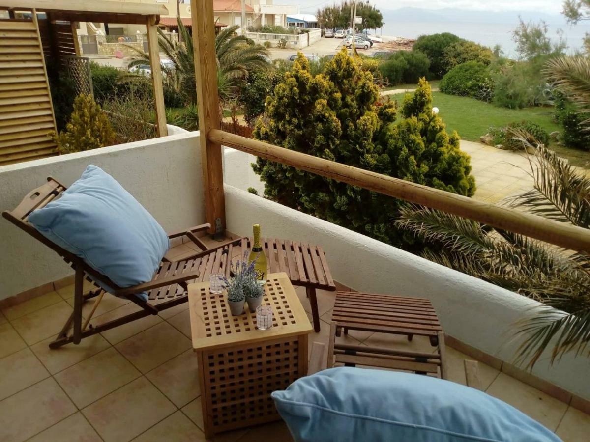 Windsurfing Seaside Apartment Artemida Exterior photo
